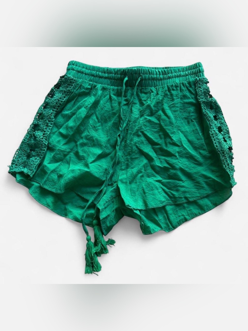 Elan Emerald Green Tassel Waist Athletic Shorts